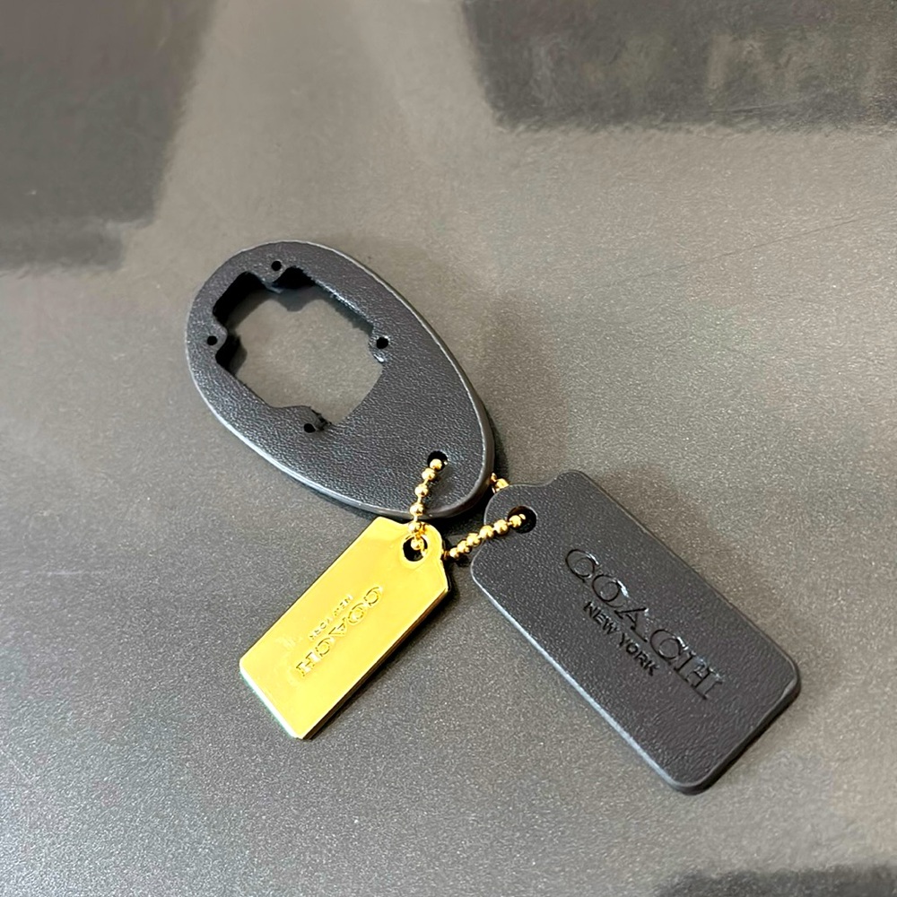 Coach perfume tag